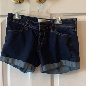 Women’s Hollister brand denim shorts size 1